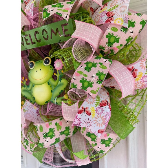 Welcome Frog Mesh Ribbon Spring & Summer Wreath Front Door Hanger Home Decor - Picture 5 of 8
